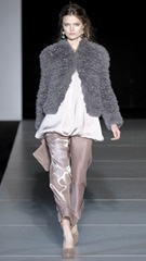 Giorgio Armani Fall 2011_Fur