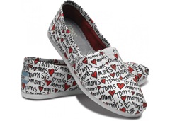 TOMS Hearts MOMS White 54 v2