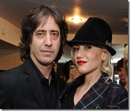 gwen-stefani-kristoff-ball-opening