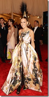 050713-met-ball-sjp-Giles gown Philip Treacy headpiece
